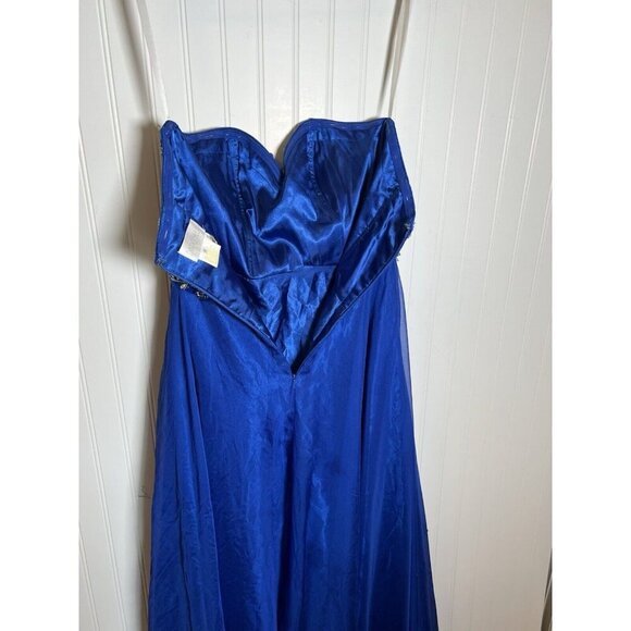 Strapless Beaded Formal Gown Size 6 Royal Blue Prom Wedding by Cinderella - Picture 6 of 8